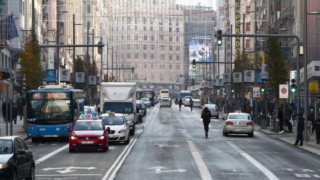 CETM-Madrid muestra su repulsa ante las nuevas restricciones de vehículos pesados en la Gran Vía