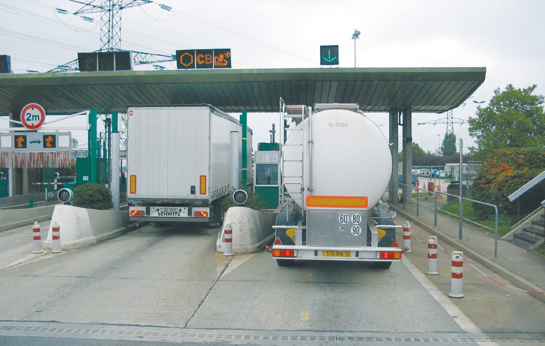 La CETM reclama que se eliminen los peajes a camiones y que se mantengan abiertos los servicios que el trasporte necesita