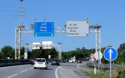 Prohibición de circular a vehículos de más de 3.5 metros de ancho en la A25/IP5 en Portugal