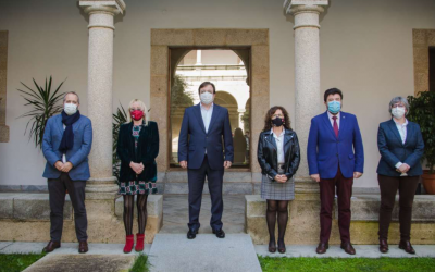 La Junta de Extremadura y los agentes sociales firman la Estrategia Logística basada en la intermodalidad