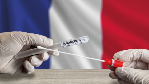 Francia deja de exigir una prueba PCR a los conductores profesionales que llegan dese Reino Unido